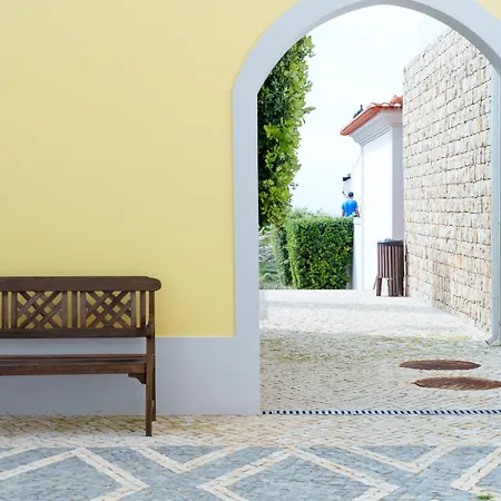 Апартаменты T2 Vista Mar Piscina Del Rey Obidos E4 *